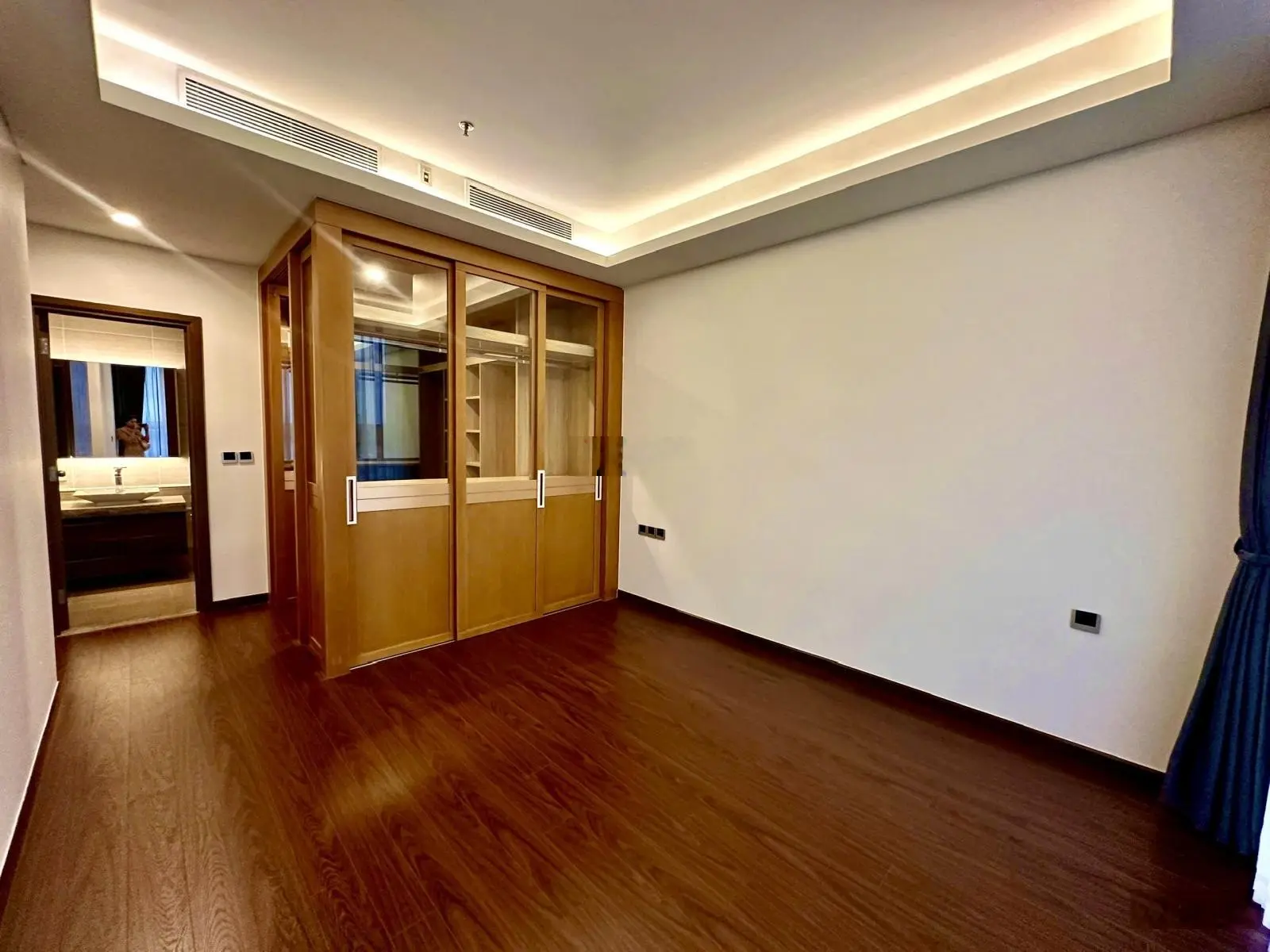 Bán căn hộ Sarica giá chỉ 14 tỷ VND tại Quận 2