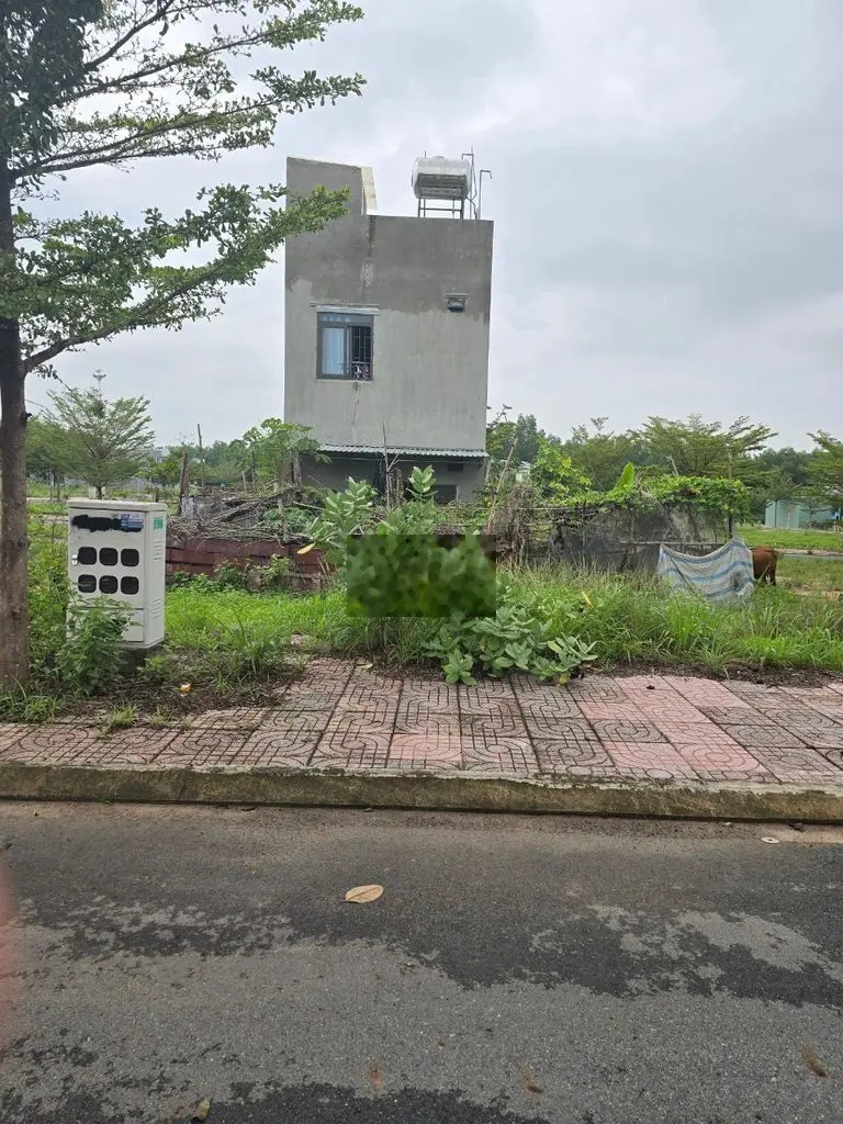 Bể nợ cần bán nhanh lô đất ở Tân Định - Bến Cát, giá chỉ 850 triệu.