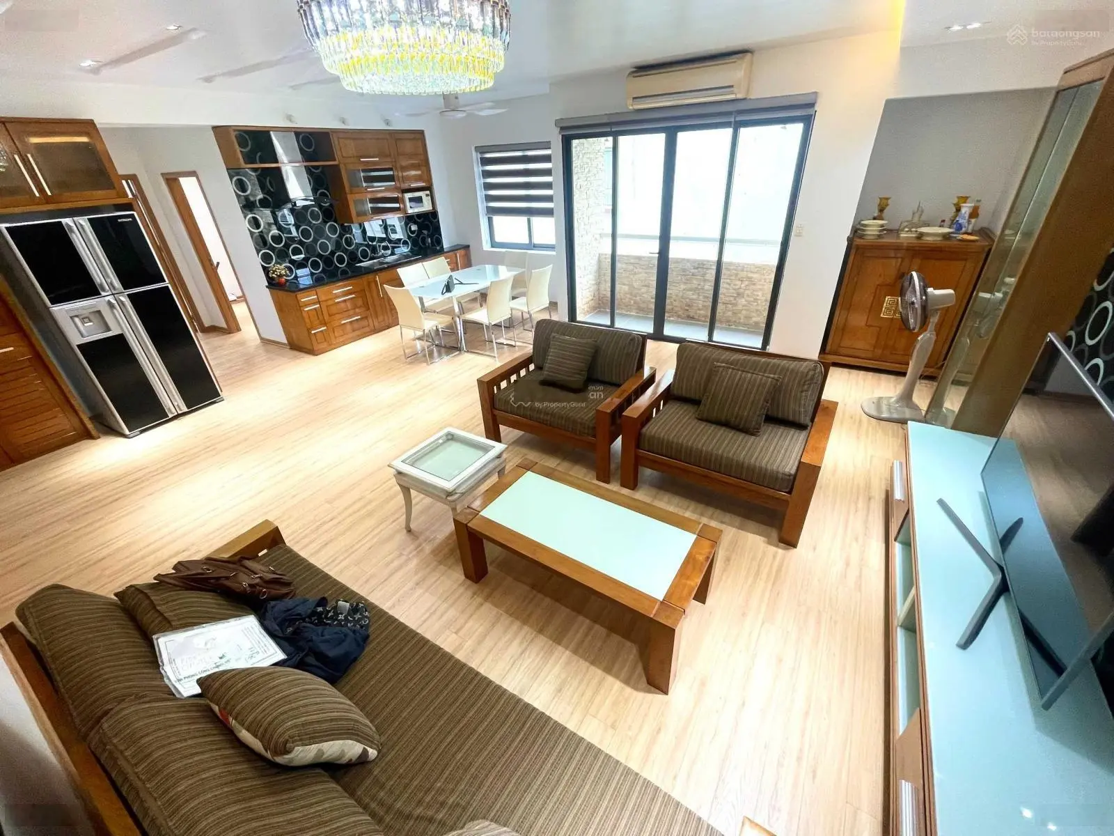 Chính chủ muốn bán căn hộ tại The Park Home DT 120m2 3N 2W giá 8tỷ1 LH 0974 600 ***