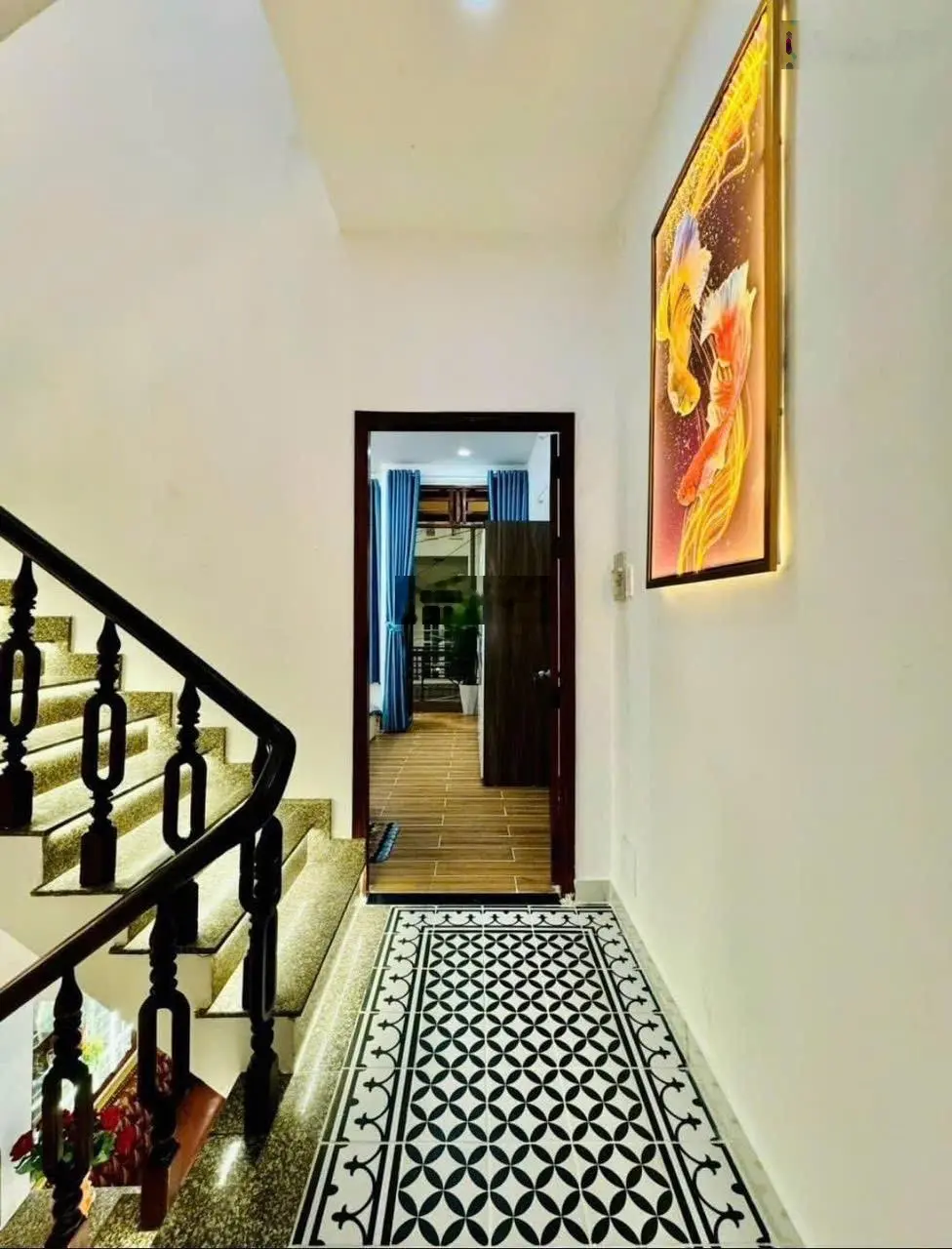 Bán nhà đường Nguyễn Du, P. Bến Thành, Quận 1. 73,84m2, hẻm lớn