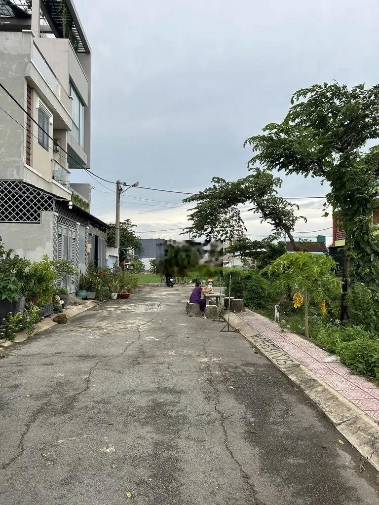Bán đất 50m2 thổ cư HXT Ngô Chí Quốc, dân cư hiện hữu, sổ hồng riêng