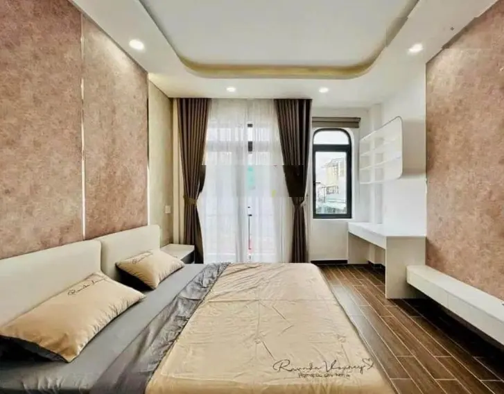 Bán nhà Quận Bình Tân - Đường Bình Thành - Sổ hồng công chứng sang tên-Xây dựng BTCT 3 lầu 5 phòng