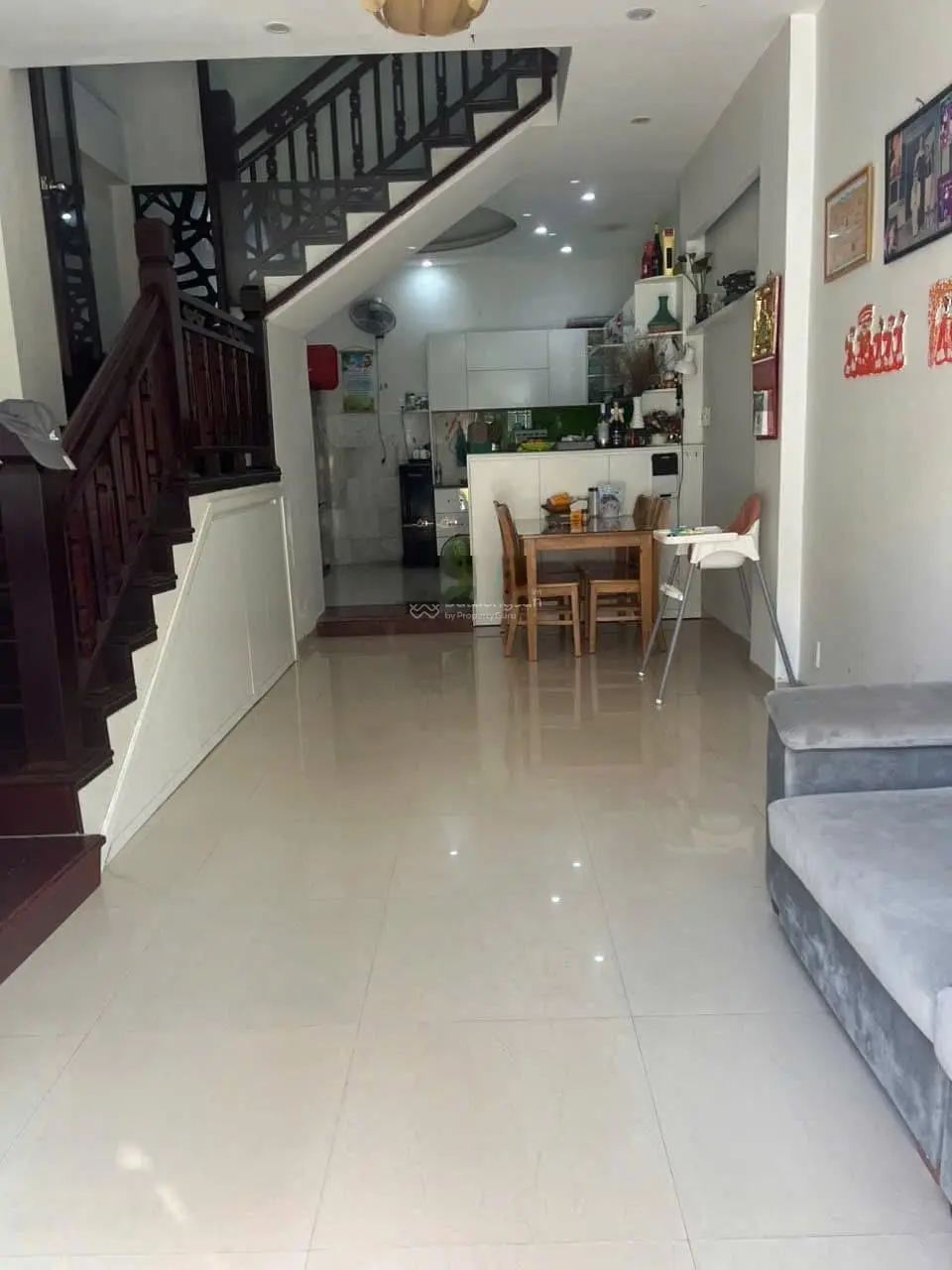 Bán nhà 4 tầng kiệt ôtô Quangy Trung cách bờ sông Hàn 200m , Hải Châu