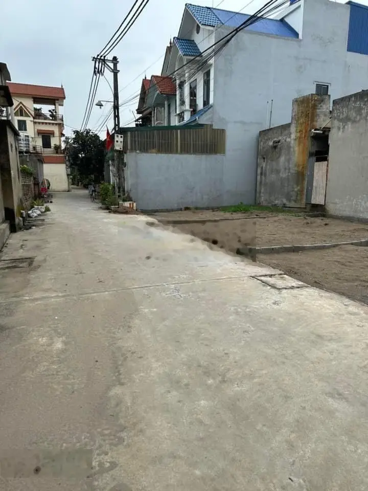 Bán lô đất 40m2 vuông Thường Tín