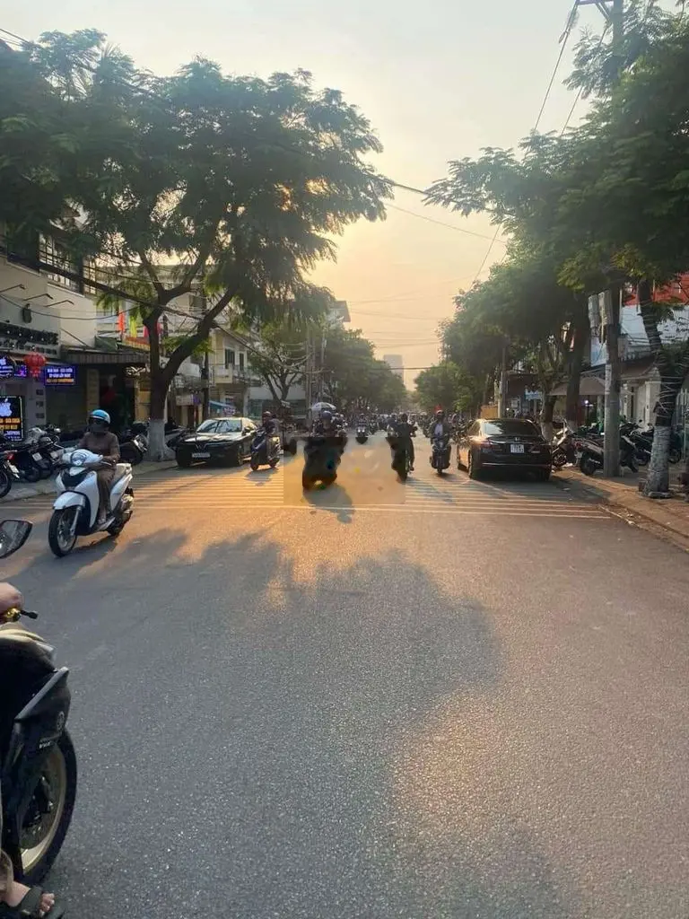 Nhà mặt tiền kinh doanh SIÊU ĐỈNH
