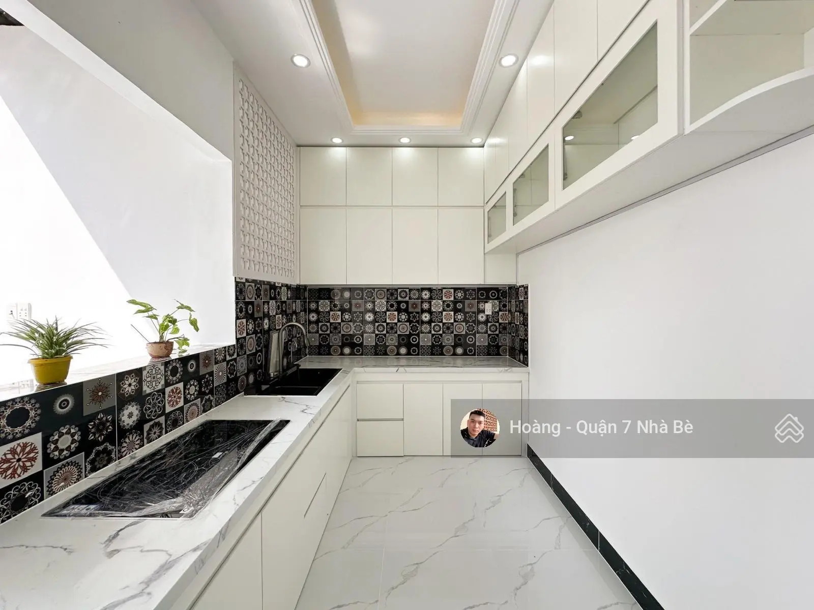 Nhà Cấp 4 Sân Vườn Cách Hẻm Xe Hơi 5m-Đường Nguyễn Bình-DT4x36m 3PN 2WC - Cách Q7 tầm 5Km