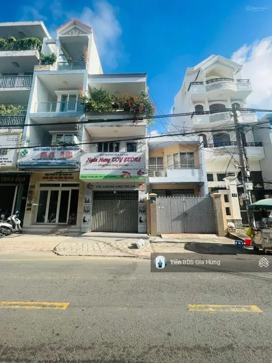 Bán nhà 3 tầng MT Đường Số 15 gần chợ Tân Quy, (4 x 18m) trục kinh doanh tốt