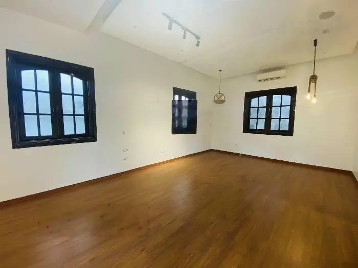 Bán Biệt Thự Liền Kề Làng Việt Kiều Châu Âu Mỗ Lao. 180m, 4 Tầng Lô Góc, 46 tỷ. View Vườn Hoa.