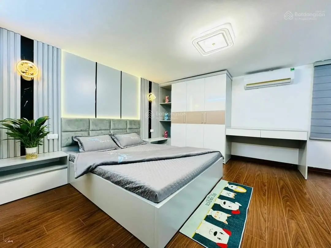 CCMN Vũ Trọng Phụng Thanh Xuân. Dt 86m x 8 tầng 1 tum.14 ph khép kín. Giá 14 tỷ. Dt 90tr/T. PCCC