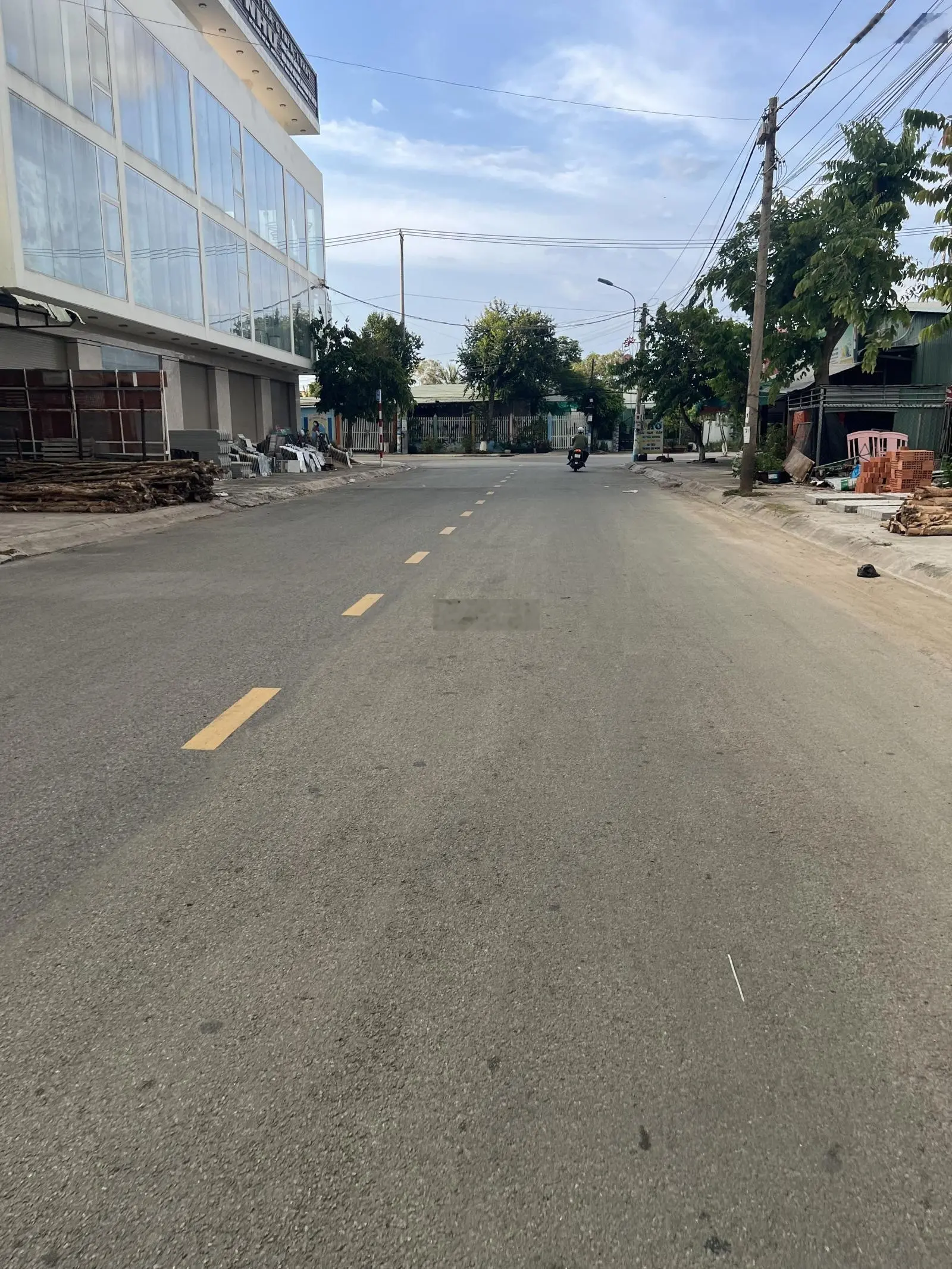 Bán đất tại thị trấn Thủ Thừa, giá cực chất 2,65 tỷ vnd, diện tích 120m2
