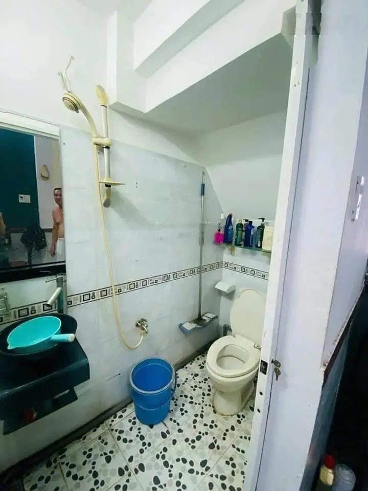 Cần ra hàng căn Nhà hết HĐT 13,5tr/tháng đường Nguyễn Du 38m2 cách VincomPlaza PVT 100m