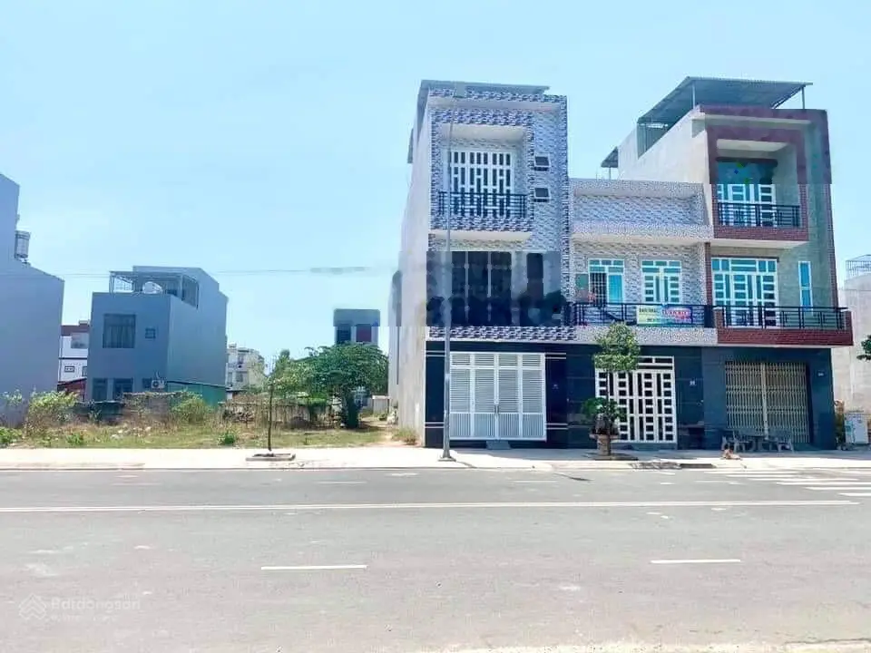 Gấp! Cần bán gấp lô góc MT QL51 - An Phước 112m2 sổ riêng bao sang tên