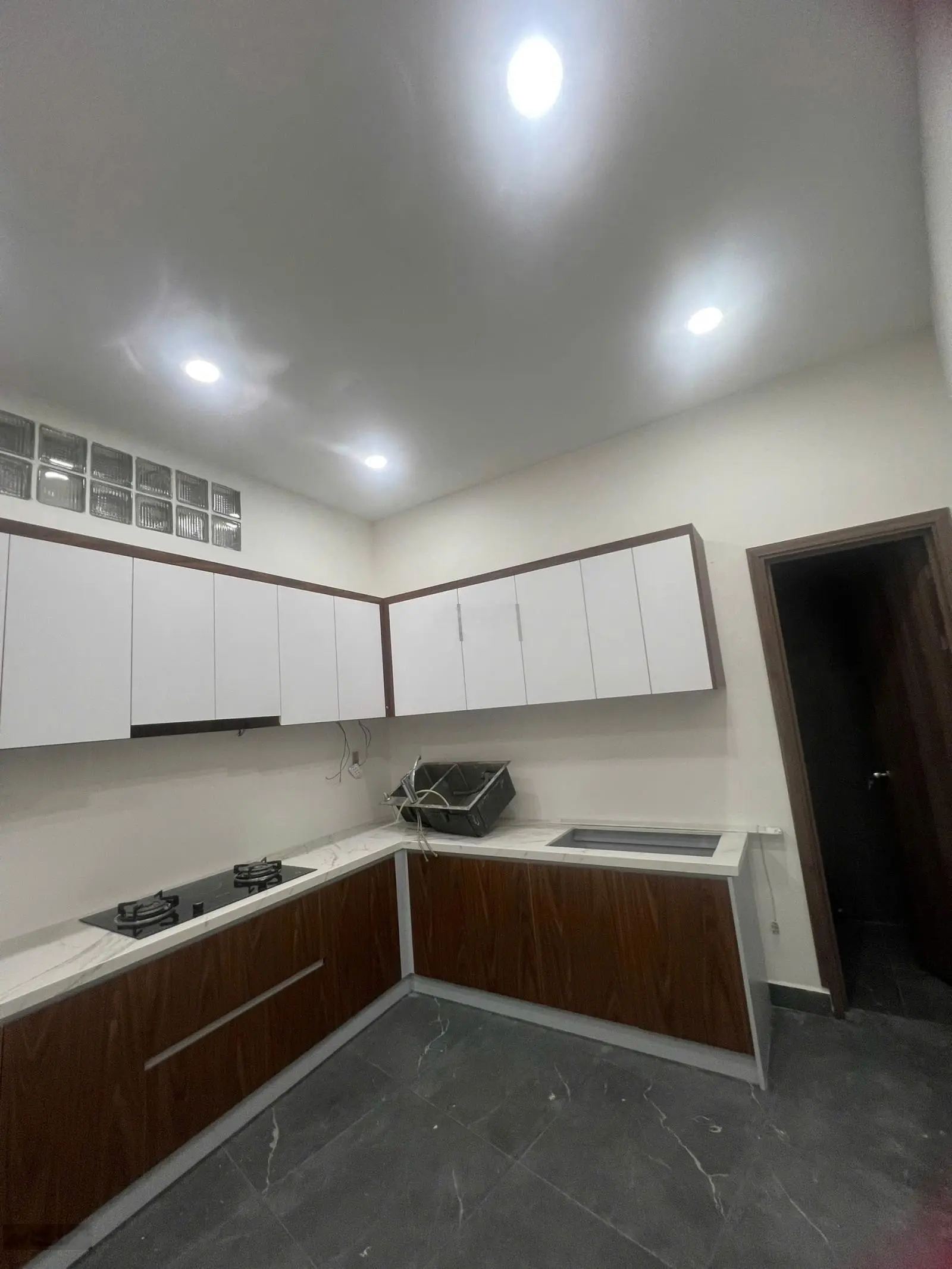 Nhà Sổ Hồng Riêng giá chỉ nhỉnh hơn 2 đồng, Cách đường Nguyễn Thị Pha 100m