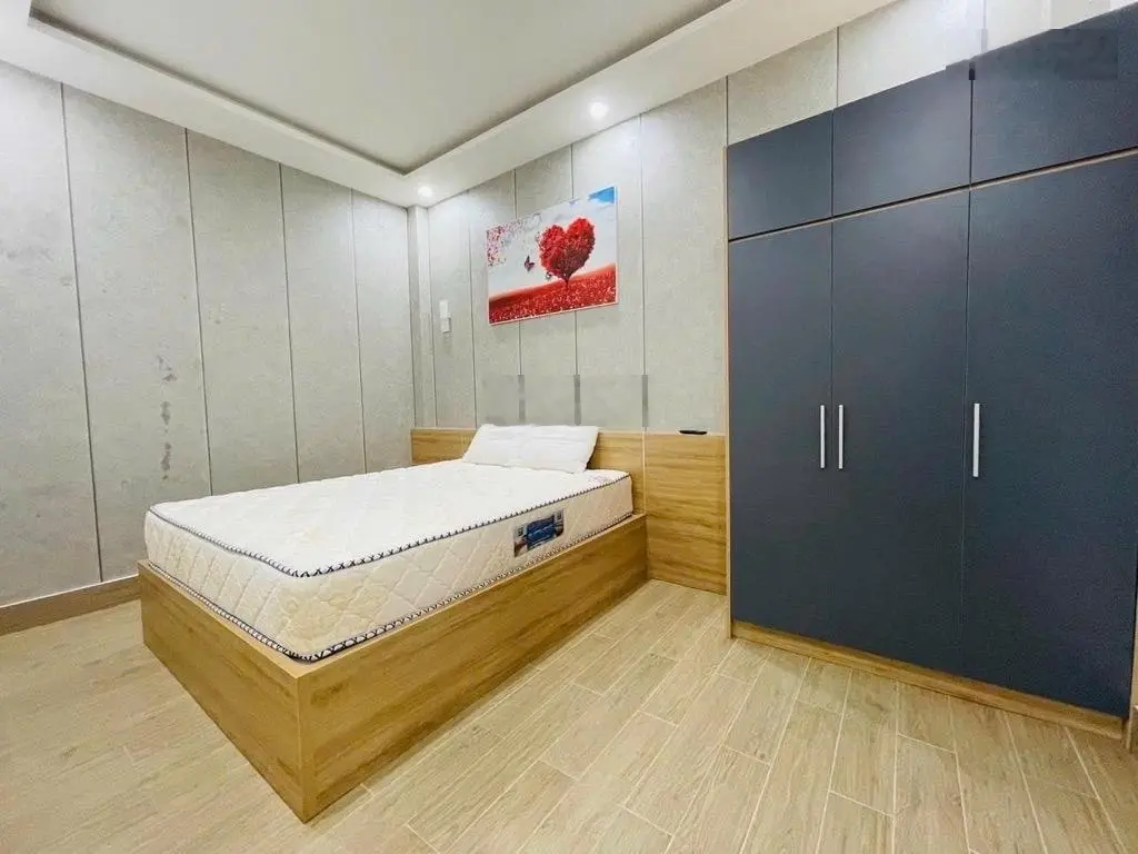 Bán CC mini tại Hà Thị Thân, 17.5 tỷ, 161m2, 12PN, 12WC, chỉ với view đẹp