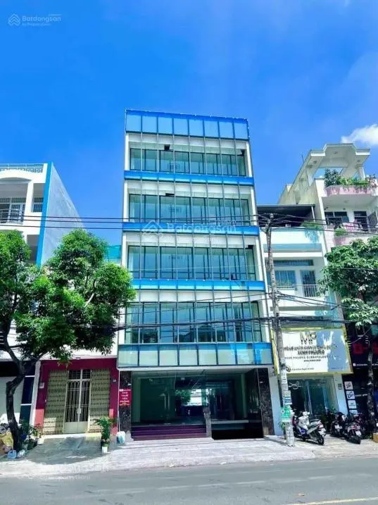 Hàng kín! Bán tòa nhà MT Nguyễn Gia Trí, P. 25, Bình Thạnh hầm 7 tầng - 8x25 - HĐT 190tr chỉ 52 tỷ