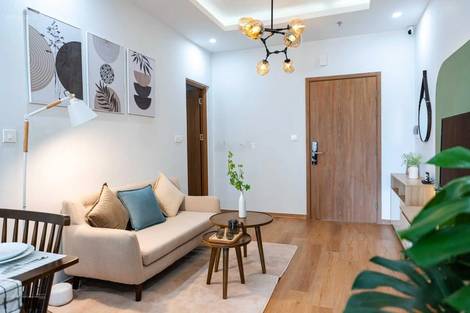 Chính chủ bán bằng giá gốc căn 2PN2VS tòa G1 Green Bay - 3.5 tỷ full nội thất