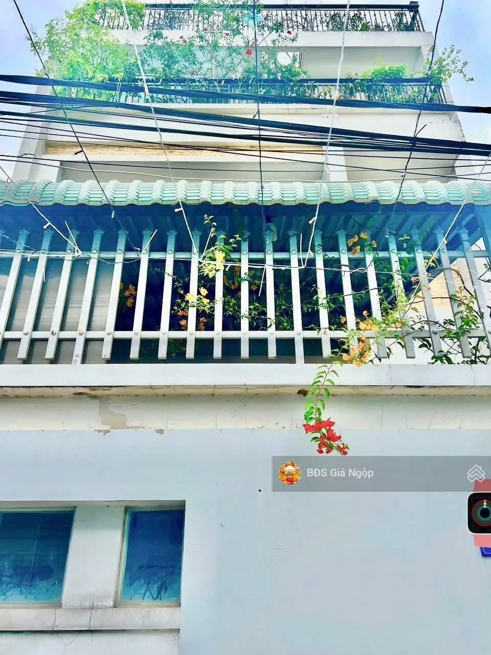 Chủ cần tiền bán nhanh nhà 1 trệt 2 lầu nguyễn thị định quận 2 dt 142m2/hiện thu nhập 18tr/th