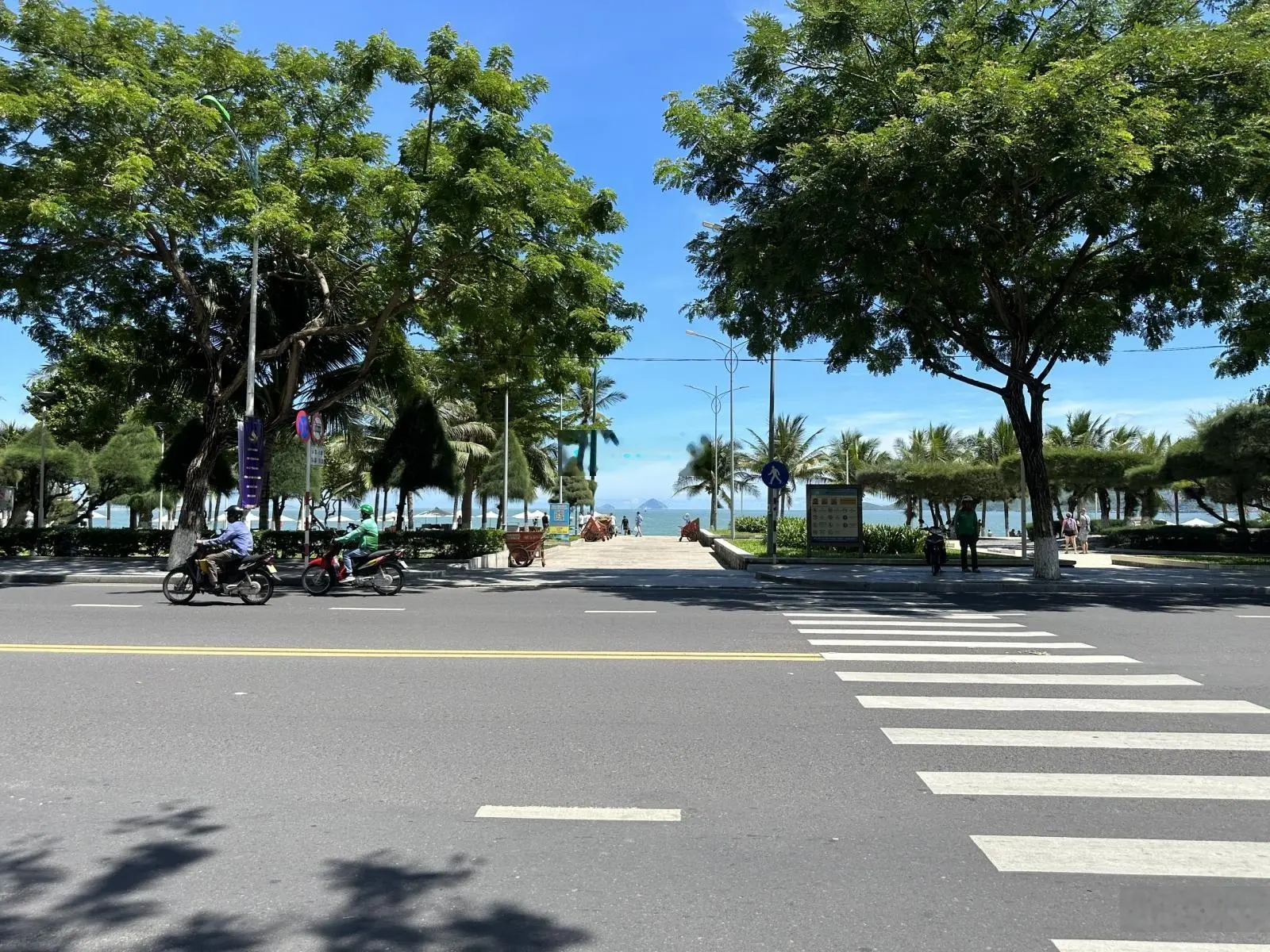 Bán đất 3 mặt tiền trung tâm thành phố biển Nha trang