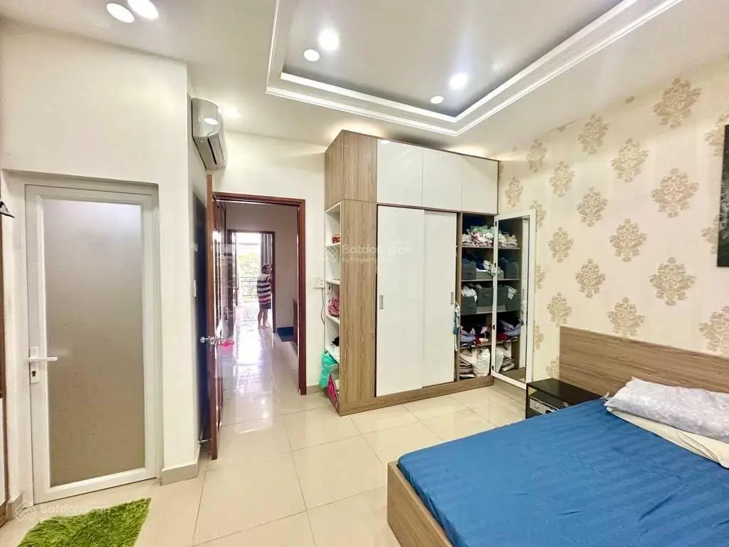 Bán nhà thủ đức, 5 x 14 cạnh KĐT Vạn Phúc City, 4 tầng, nhỉnh 8 tỷ.