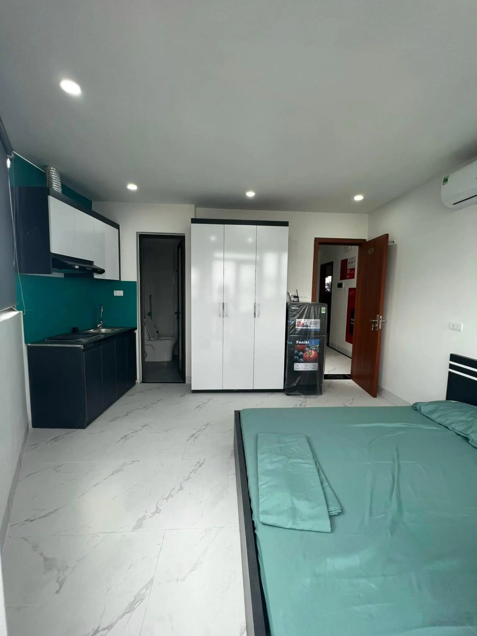 Bán toà CHDV 86,5m2, 8 tầng, MT 11m, giá 22,3 tỷ đang đi vào vận hành có thương lượng