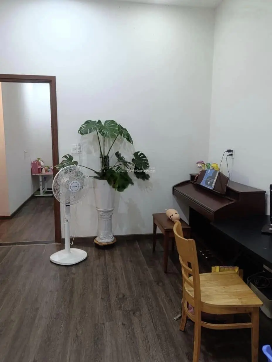 Chủ thiện chí bán nhà 3 tầng đẹp, chất lượng đường nguyễn thế kỷ, khu đt nam việt á