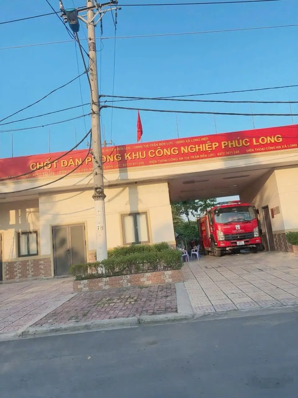 Bán gấp nhà 1 trệt 2 lầu Khu dân cư Phúc Long Bến Lức giá chỉ 1,9tỷ/100m2 cho thuê 5 - 7tr/tháng