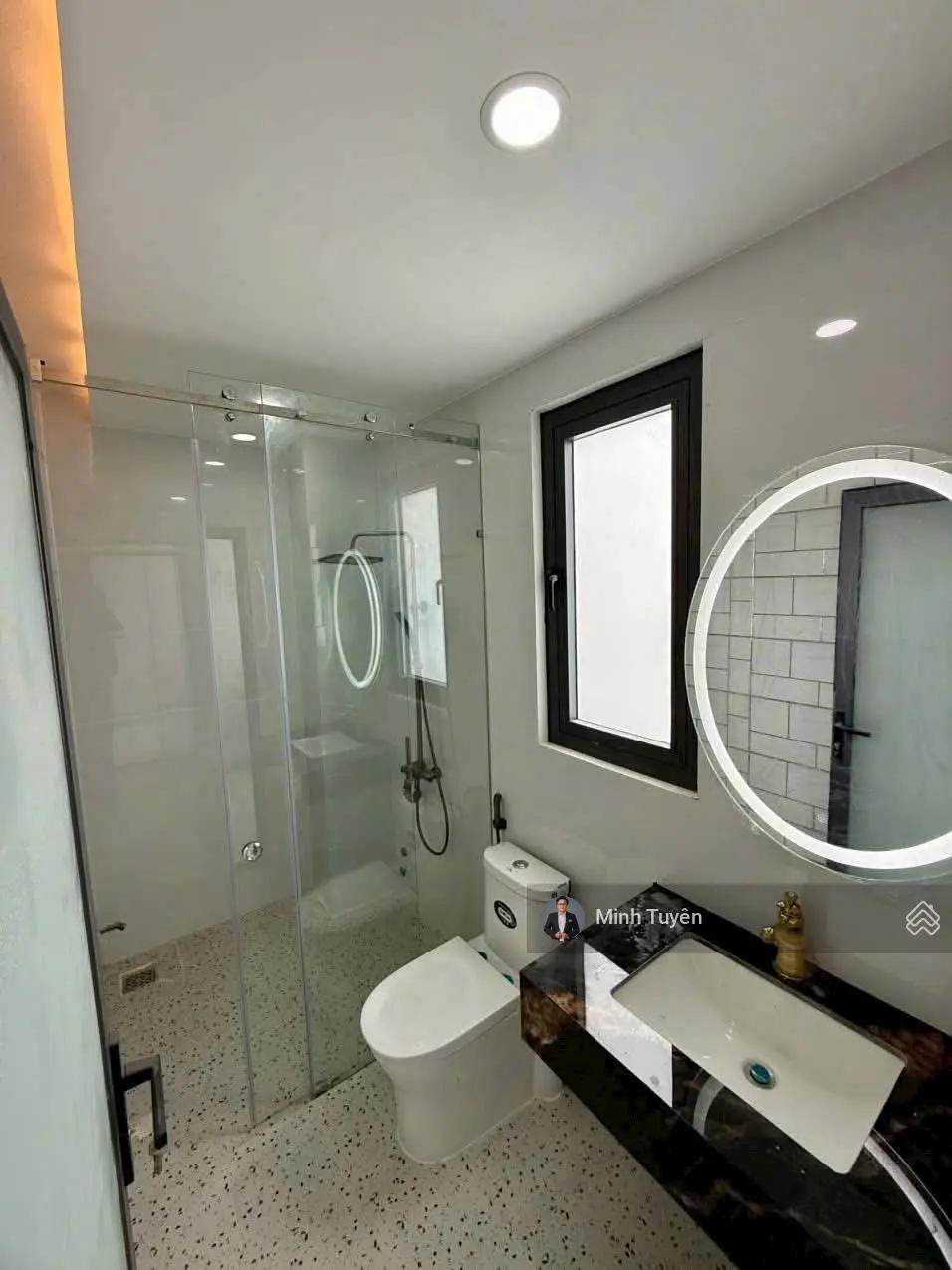 Bán nhà mặt tiền đường Số 3 Chợ Lớn, HĐT 20tr/th, (4x20m), 4.5 lầu, nội thất gỗ căm xe, sốc 10,5 tỷ