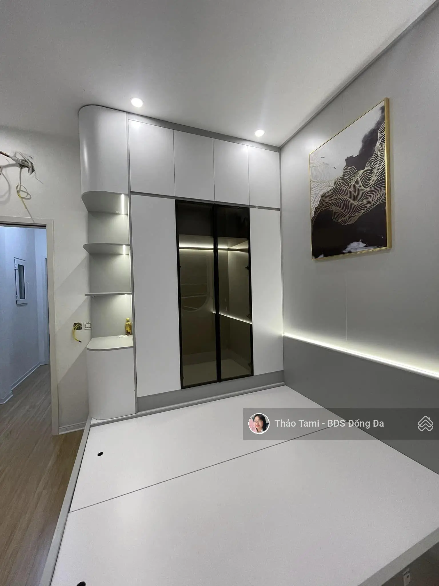 Siêu Hiếm! Bán nhà Tôn Đức Thắng, Đống Đa, gần phố, ngõ rộng, thoáng sáng 35m2*4T, xách vali về ở.