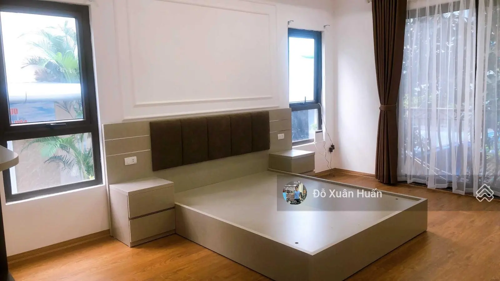 Chính chủ bán nhà Ngọc Hà cạnh bên Lăng Bác, 40m2 5 tầng lô góc mới đẹp long lanh, full nội thất