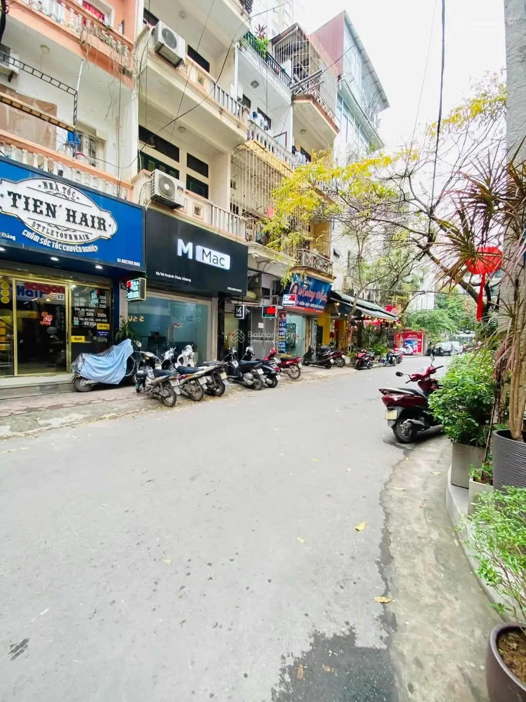 Siêu phẩm - huỳnh thúc kháng - phân lô - vỉa hè - 3 làn ô tô tránh - kinh doanh đỉnh - chỉ 18 tỷ.
