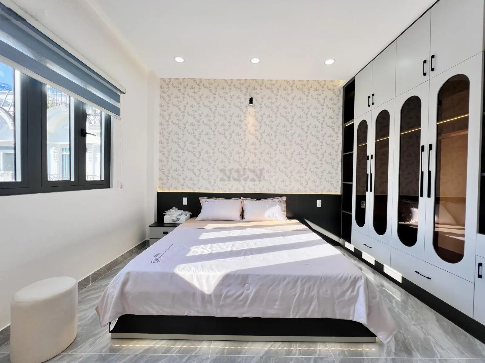 Nhà mặt rạch 4 x 22m ngay trường học đường Tô Ngọc Vân Q12