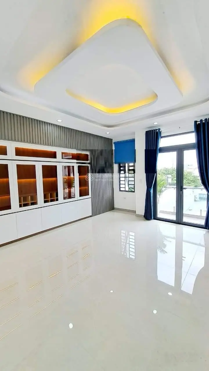 Siêu phẩm 4 tầng, 52m2 (4.2x12.5 m), hẻm 7m, sân thượng, ban công, sổ hồng, Hiệp Bình Chánh, 6 tỷ