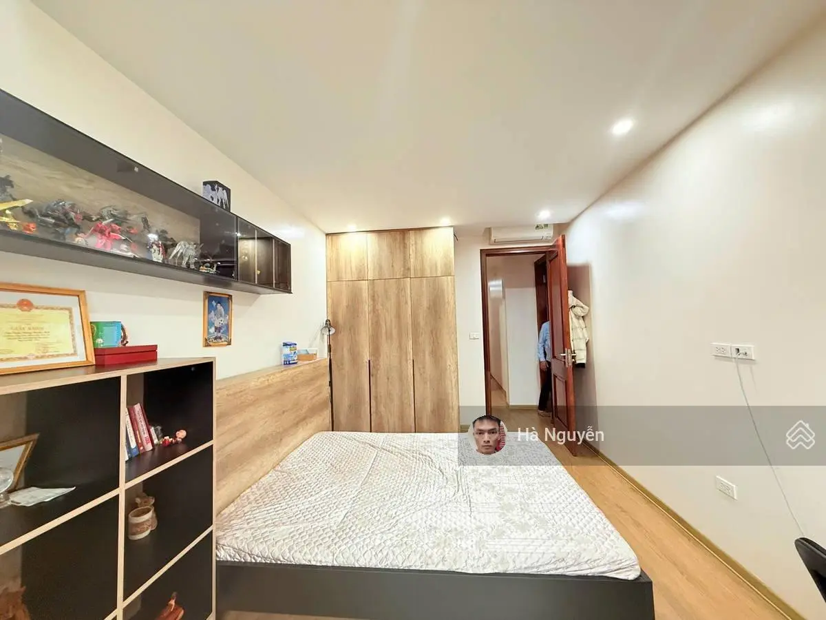 Bán nhà phố Ngọc Hà, 55m2, 5 tầng, ô tô tránh, 2 thoáng, thang máy, nội thất cao cấp 18.5 tỷ có TL