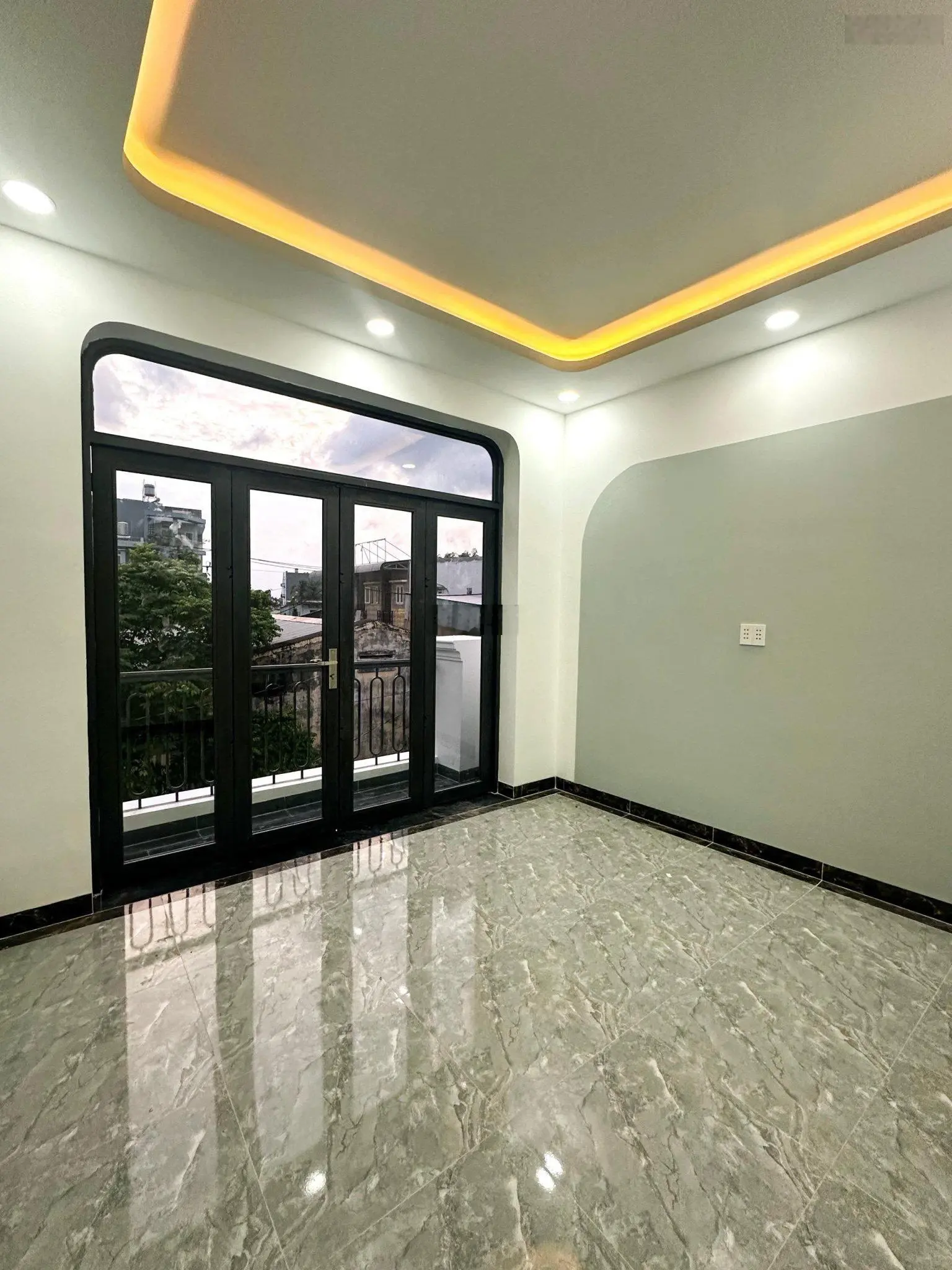 Nhà 1 trệt 1 lầu PN,2WC hẻm đường 36, P. Linh Đông, Thủ Đức DT 50m/4.38 tỷ.