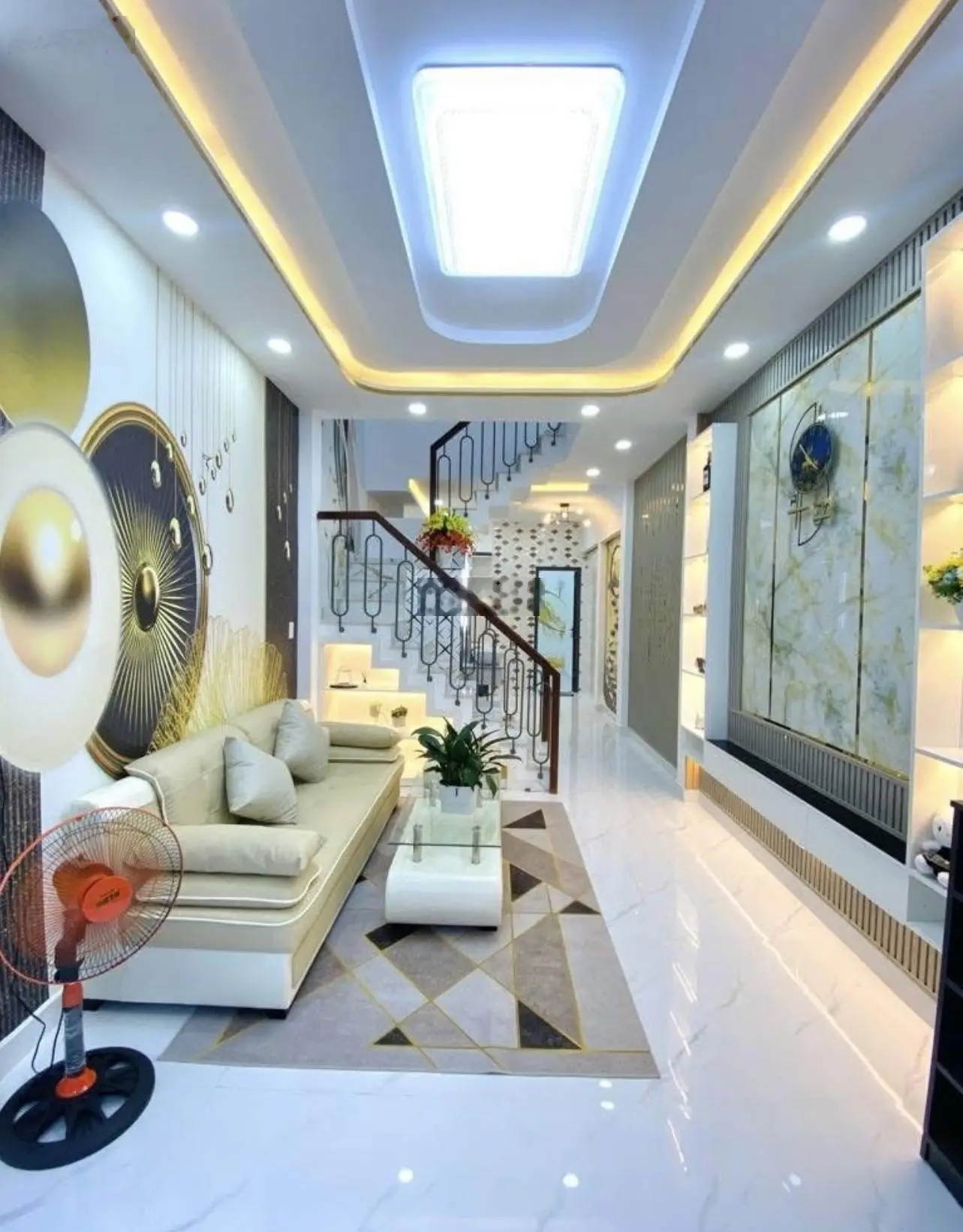 Chủ bán gấp hẻm 1/ Nguyễn Duy 40m2 2PN, SHR, sẵn nội thất 2ty050