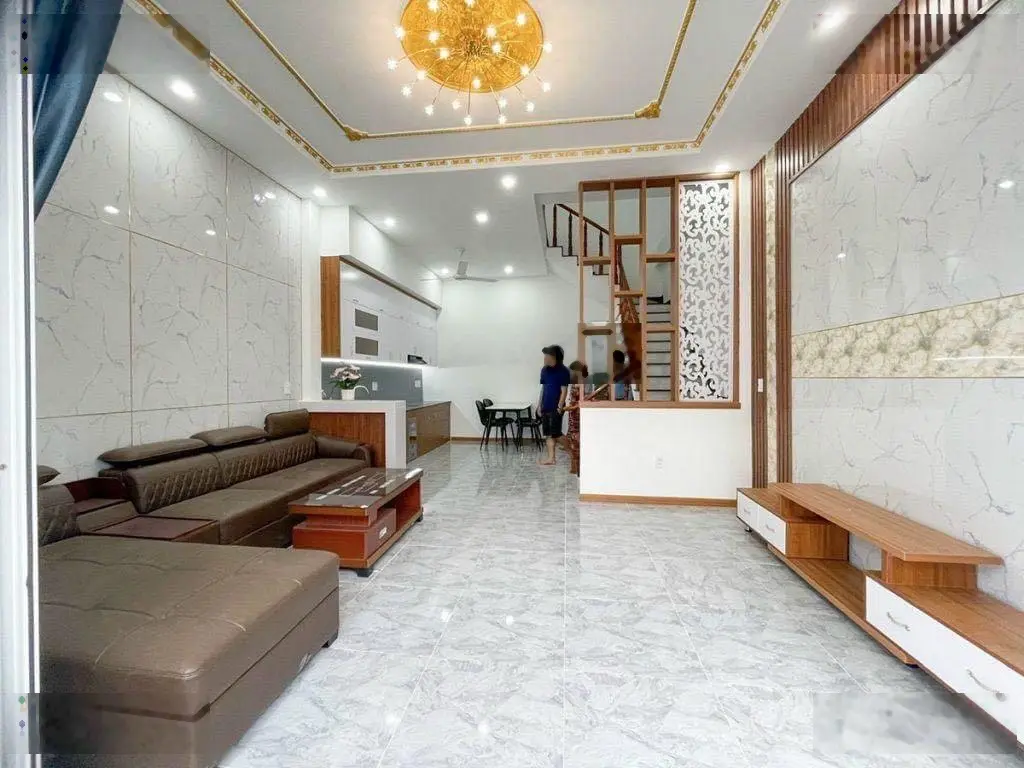 Chính chủ bán nhà có sổ riêng, đất thổ cư, giá 2,05 tỷ, gần đường Đồng Khởi