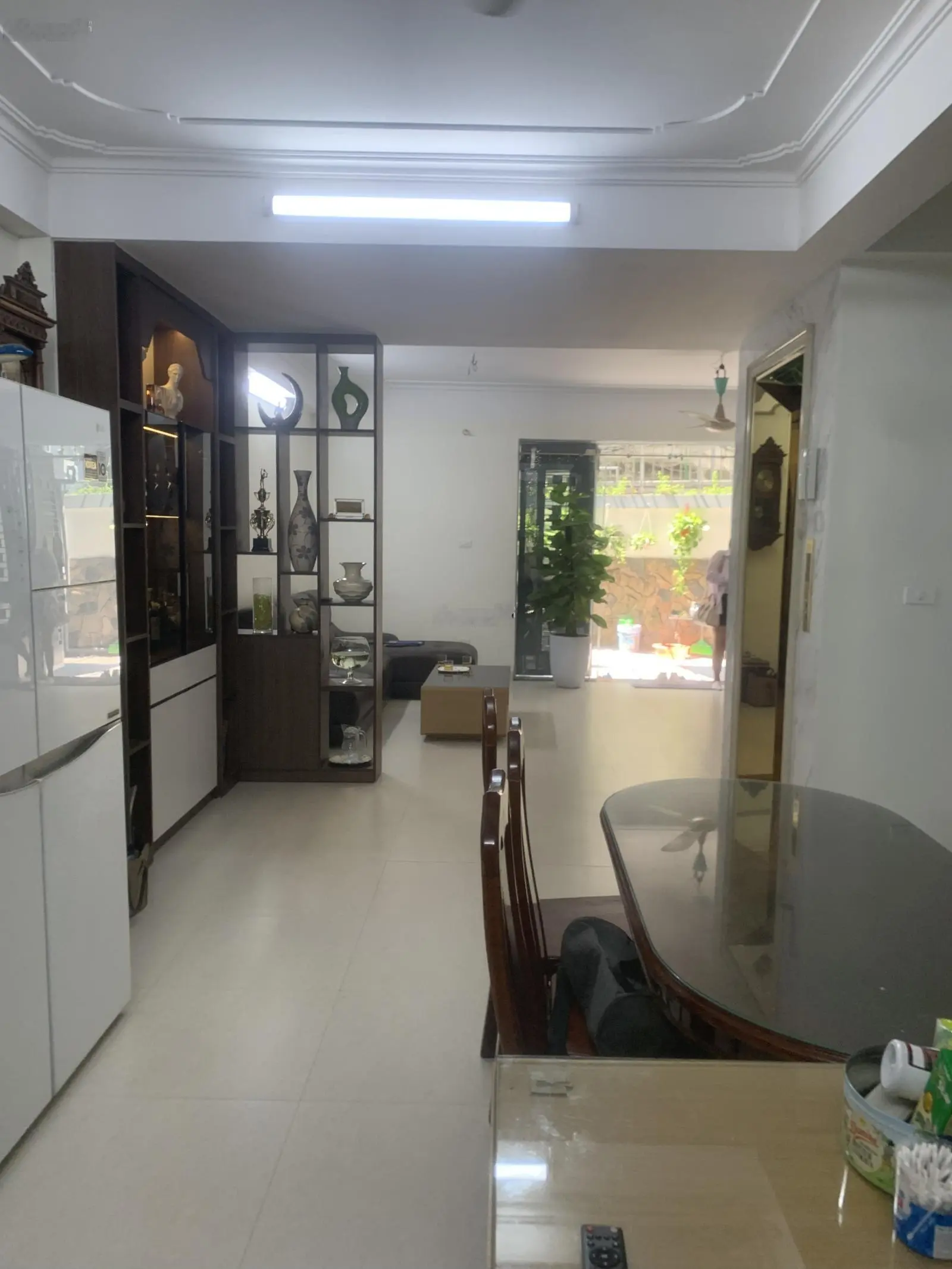 Bán nhà Trương Định 80m-10m ra mặt phố-thang máy 5T - sân để xe riêng-nhà đẹp - T1 kinh doanh-6ngủ
