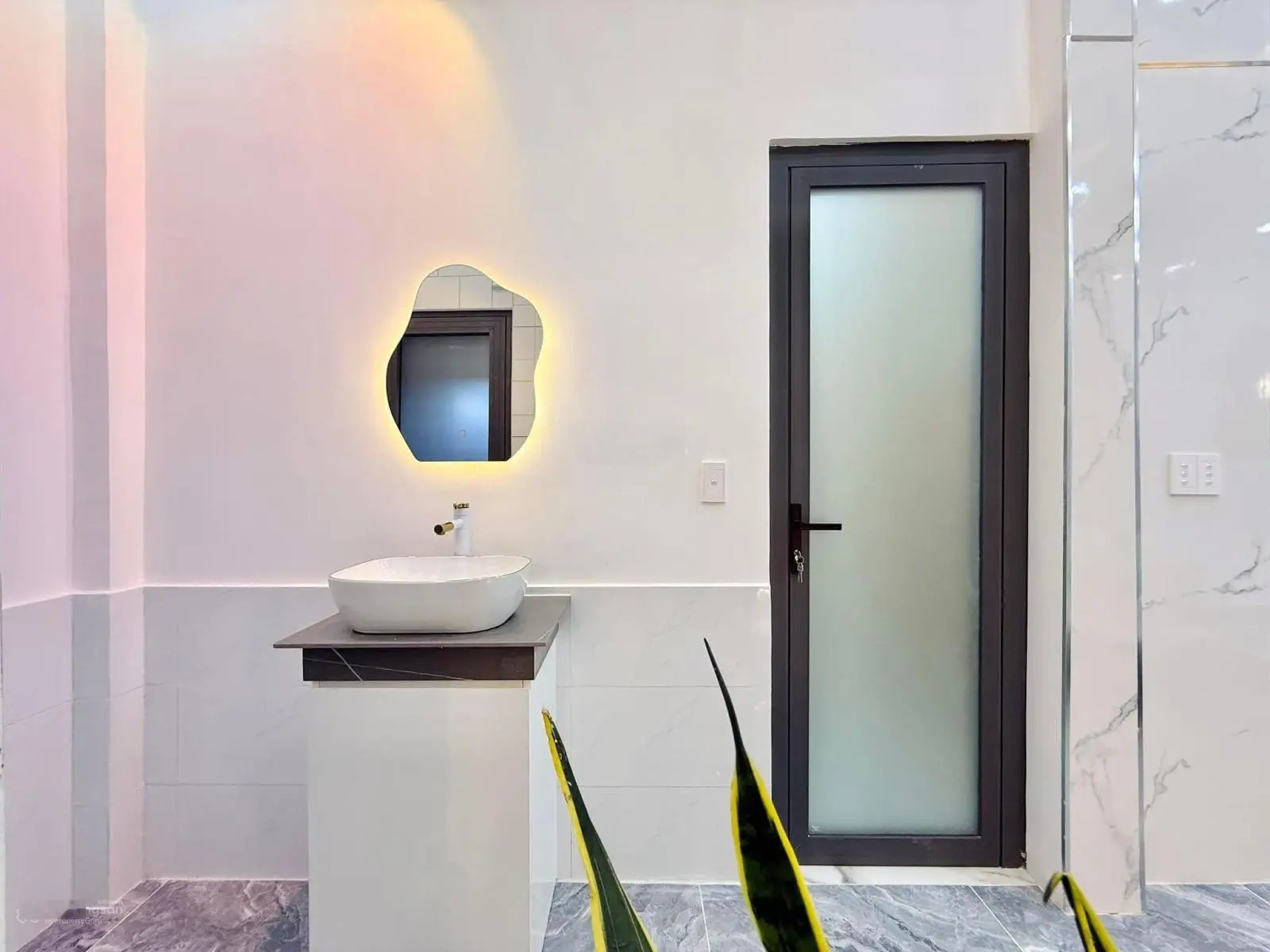 BÁN NHÀ NGUYỄN TƯ GIẢN, GÒ VẤP / 52m2 / Đang có HDT 15tr tháng / Có hỗ trợ vay ngân hàng