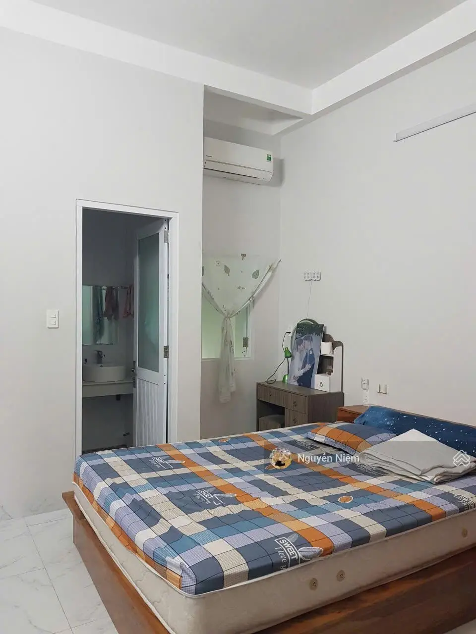 Cần bán ngôi nhà tâm huyết 3 tầng 1 tum khu tập thể Không Quân Dt 60m2 nhà còn mới giá 4tỷ599 TL