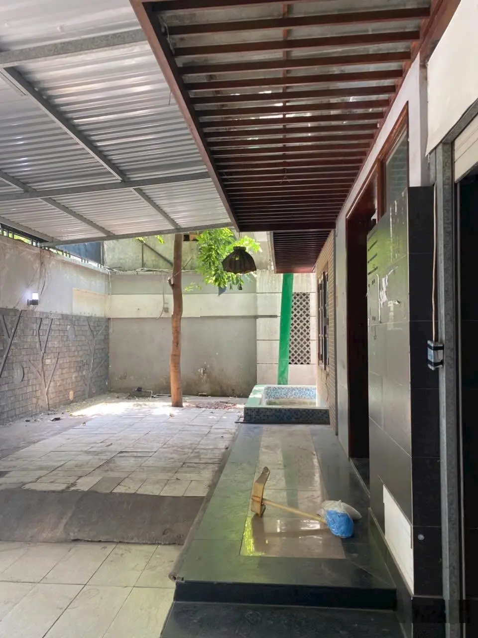 Gấp ! Bán đất tặng biệt thự sân vườn hồ bơi 351m2 ngang 12m khu Vip Phước Bình q9 chỉ hơn 34 tỷ TL