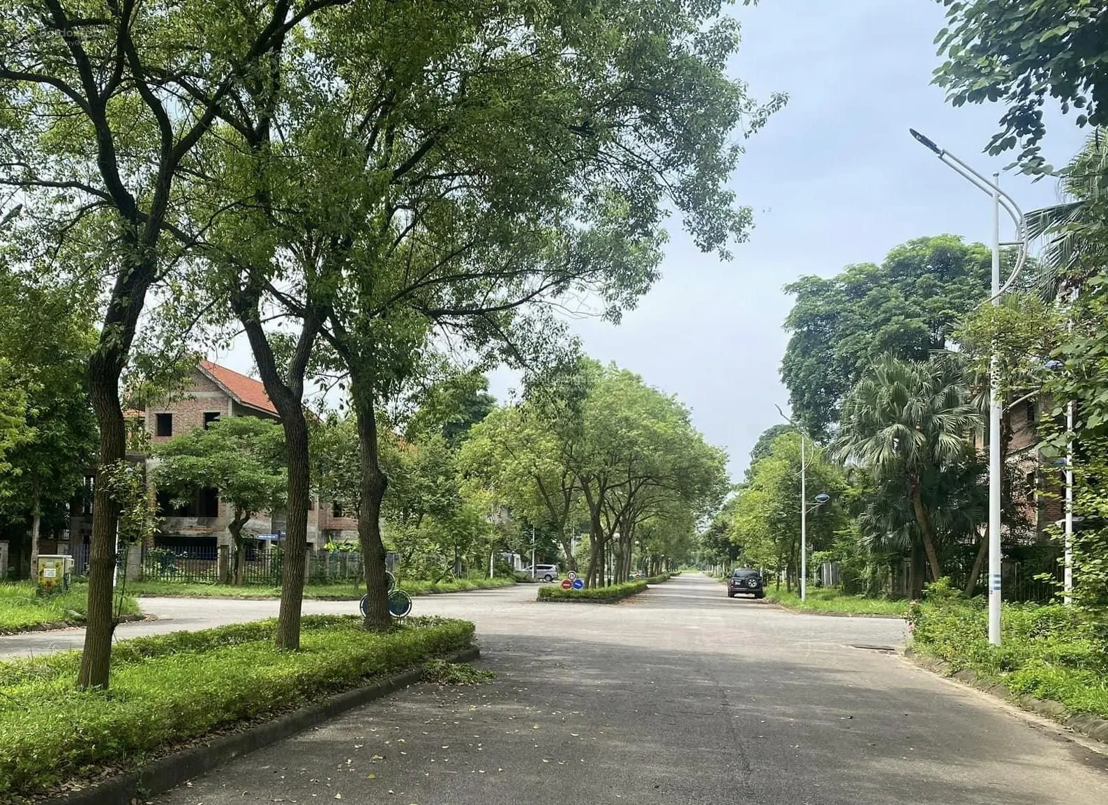 Đại đô thị cả Hà nội có, duy nhất KĐT Quang Minh nằm kề Sân bay. Gọi chính chủ trang bìa!