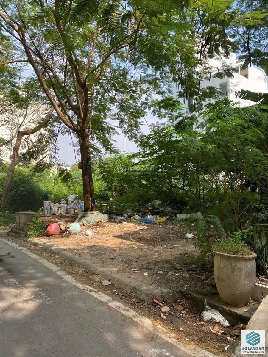 Bán đất khu Huy Hoàng, ngay khu lõi trung tâm dự án; 110m (5m x 22m), ngay khu TTTM Vista Verde