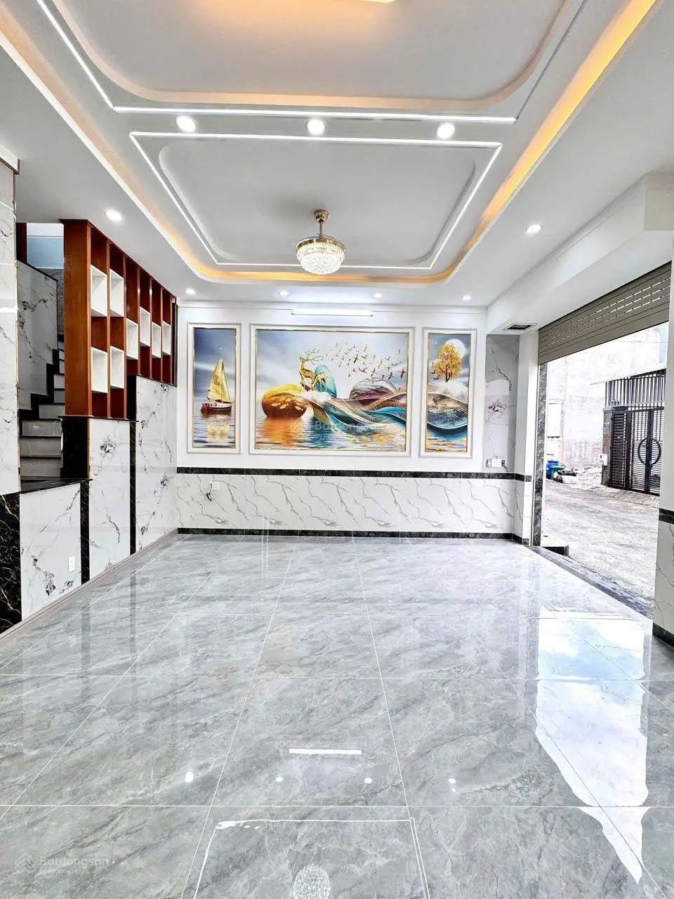 Bán nhà mới lầu mới xây hoàn công