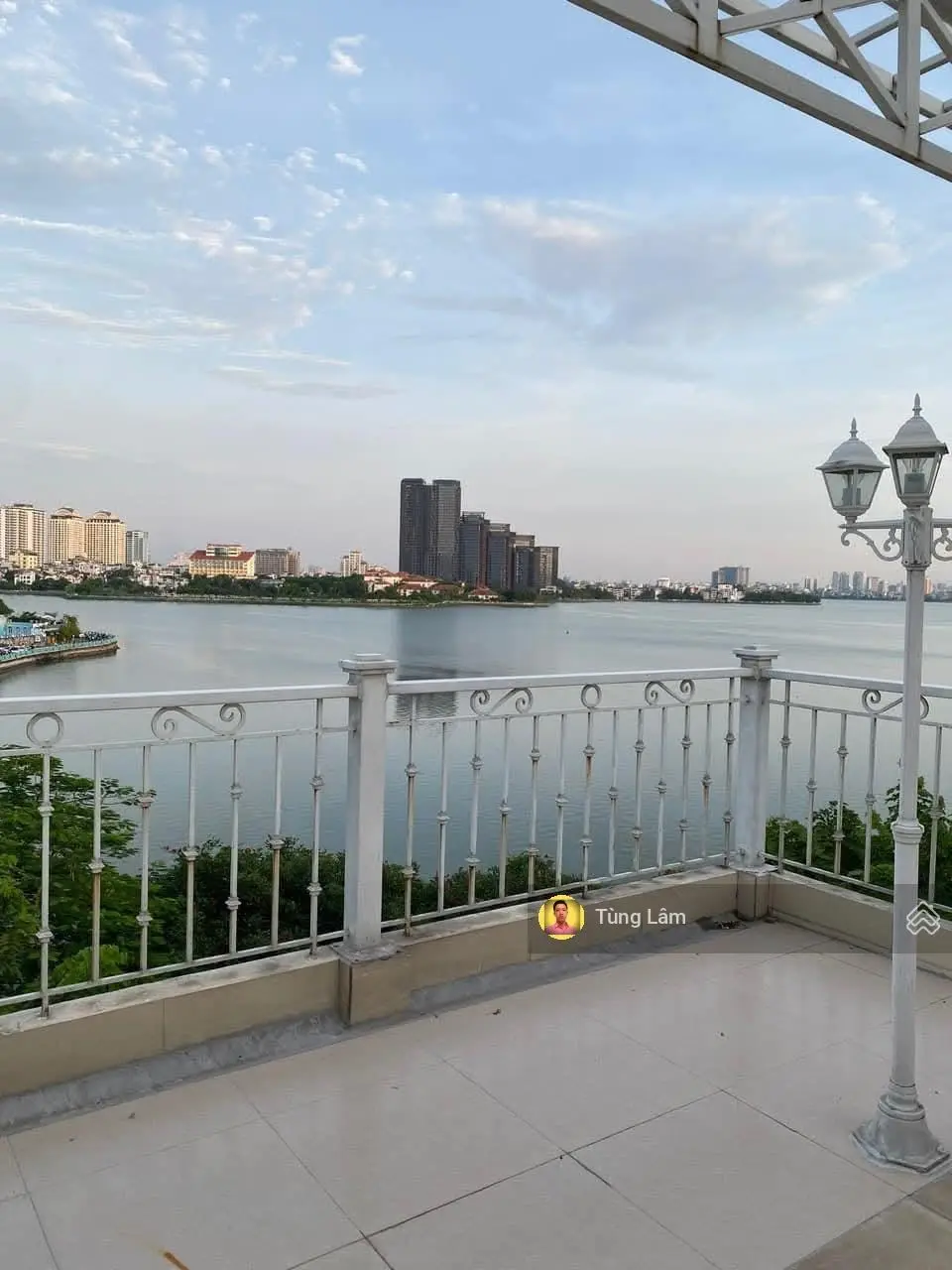 Ảnh thật - Mặt phố Nhật Chiêu - bỏ tiền 1 lần vô vàn tiện ích - mặt Hồ - âm thanh - ánh sáng