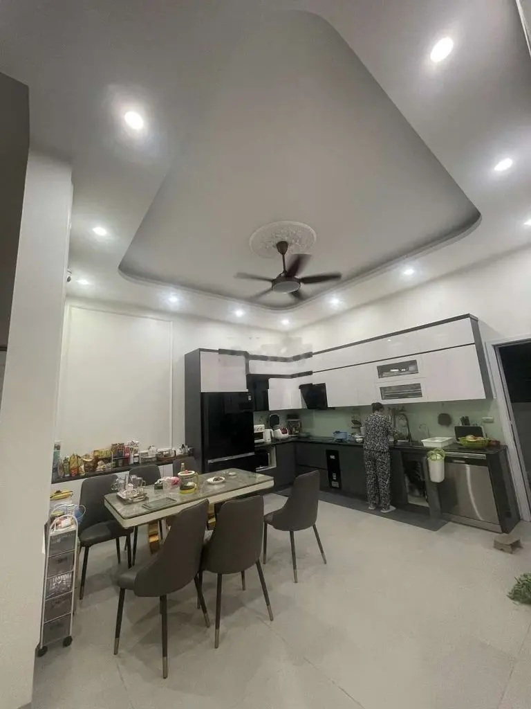 Nhà khu đô thị Nhân cầu 1 thị trấn Hưng Hà, Thái Bình. Dt 98m2 ,full