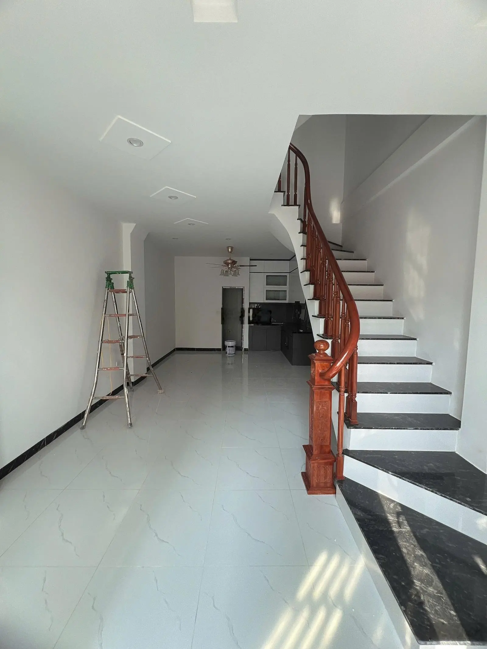 Nhà Độc Lập Đại Thành 51mx3t giá 3,55 tỷ full nội thất. 68mx3t giá 3,7 tỷ đường 3,5m ô tô đỗ cửa