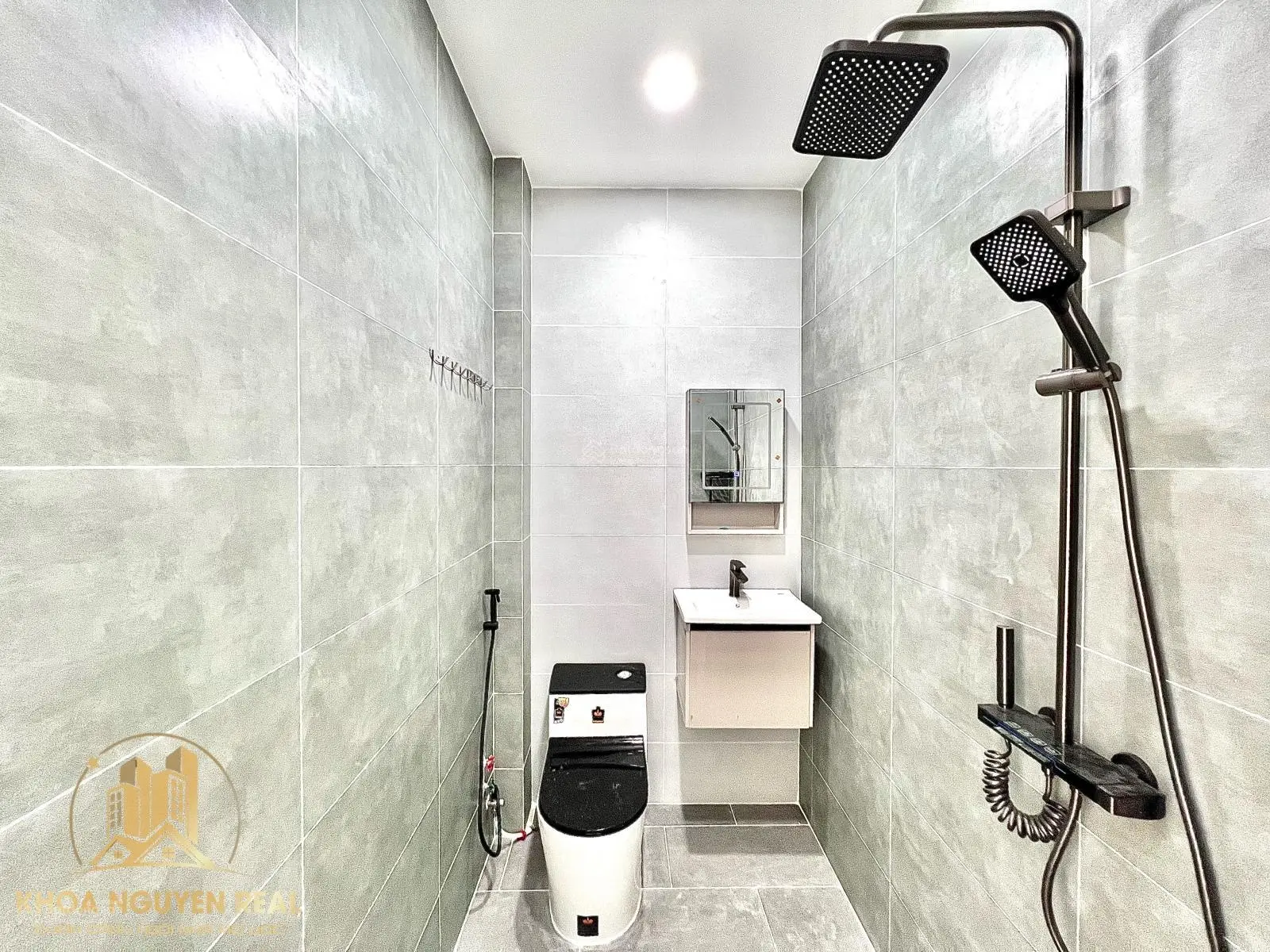 Nhà đẹp mới kdc tôn thất thuyết, phường 4 quận 4 - 3.3x12m - giáp quận 1