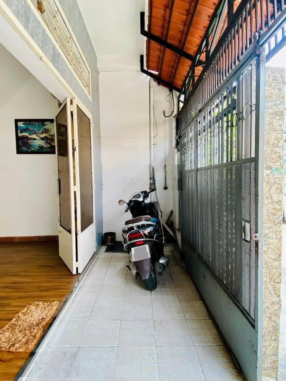 Bán căn nhà 67,1m2 đường Bùi Quang Là, P12, Q Gò Vấp giá bán 2tỷ800. Gần emart, trường học, hẻm 6m
