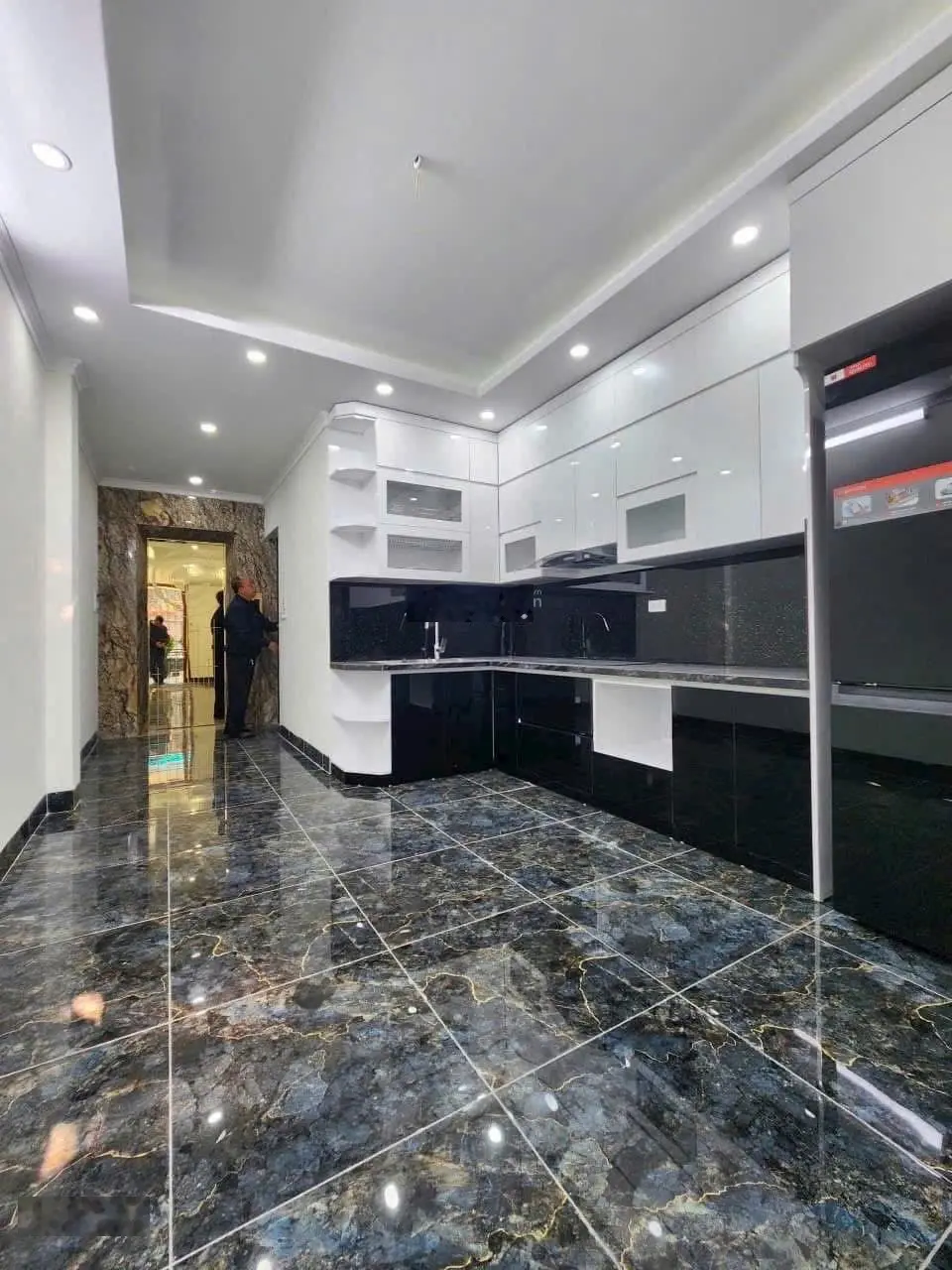 Bán nhà bạch mai, Thanh nhàn. Đt 40m x 6 tầng. Giá 10.3 tỷ