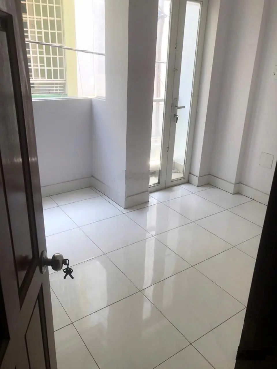 Bán nhà sát mặt tiền Mai Hắc Đế P15 Q8 SHR nhà 3 tầng khu dân cư hiện hữu